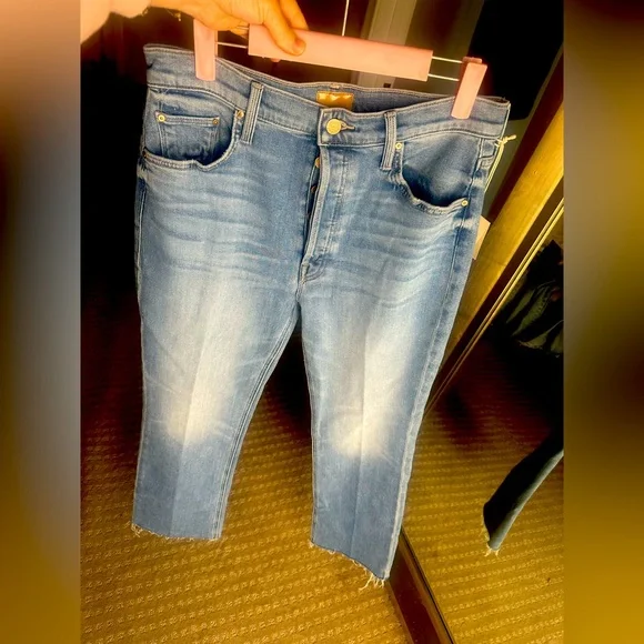 ✨NWT✨ MOTHER Denim The Tripper Flood Fray in Size 30 - Picture 10 of 16
